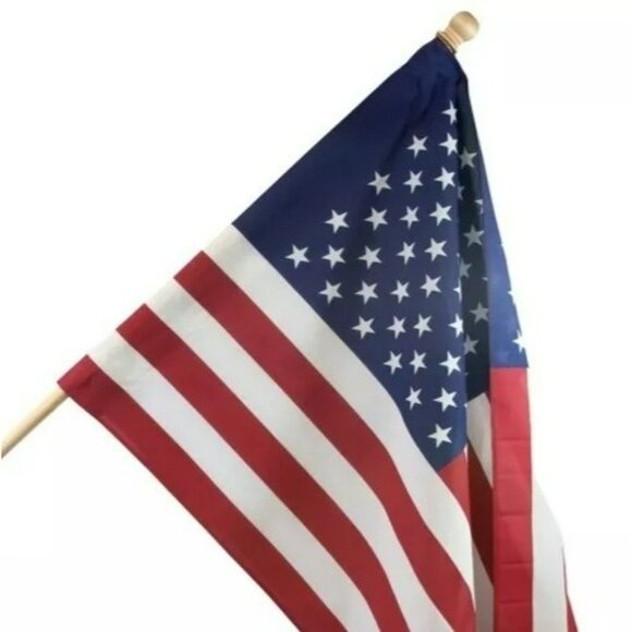 Valley Forge American Flag Set With Wooden Pole & Mounting Bracket - Picture 4 of 4